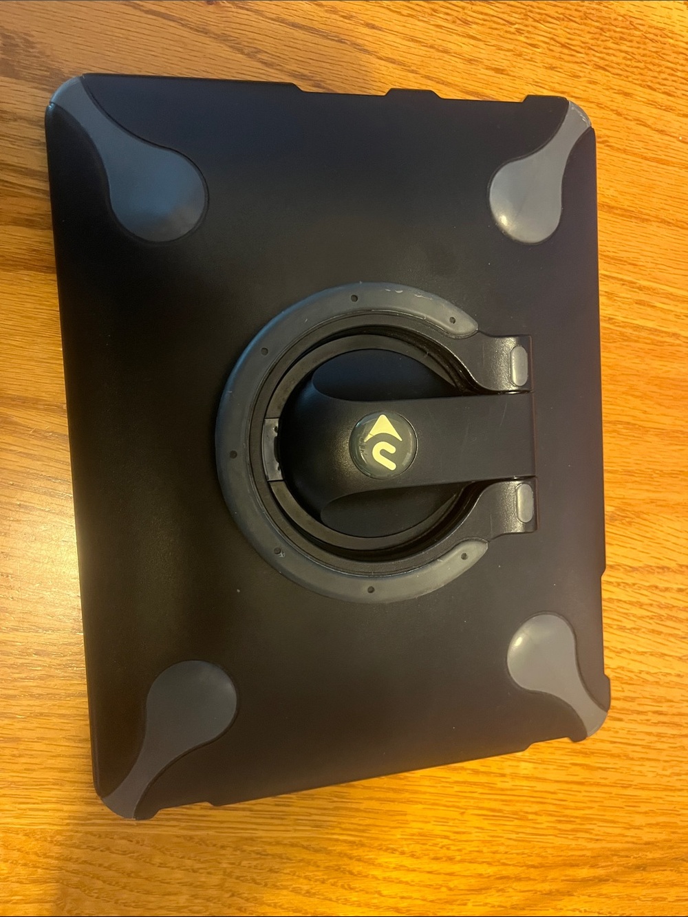 Rotating Tablet Cover with Hand Strap - Black